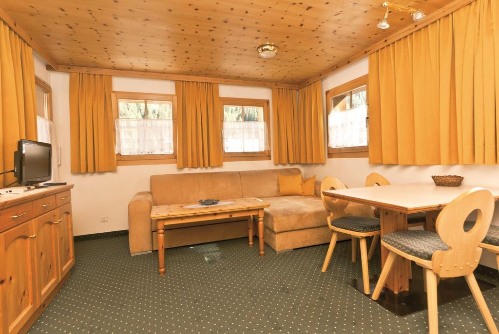 Appartement Lärchenhof Samnaun Zimmer foto